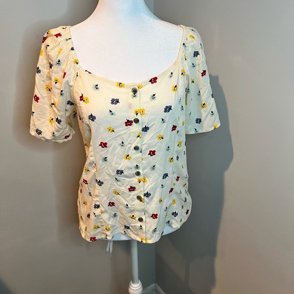 Madewell Tops - Madewell floral blouse